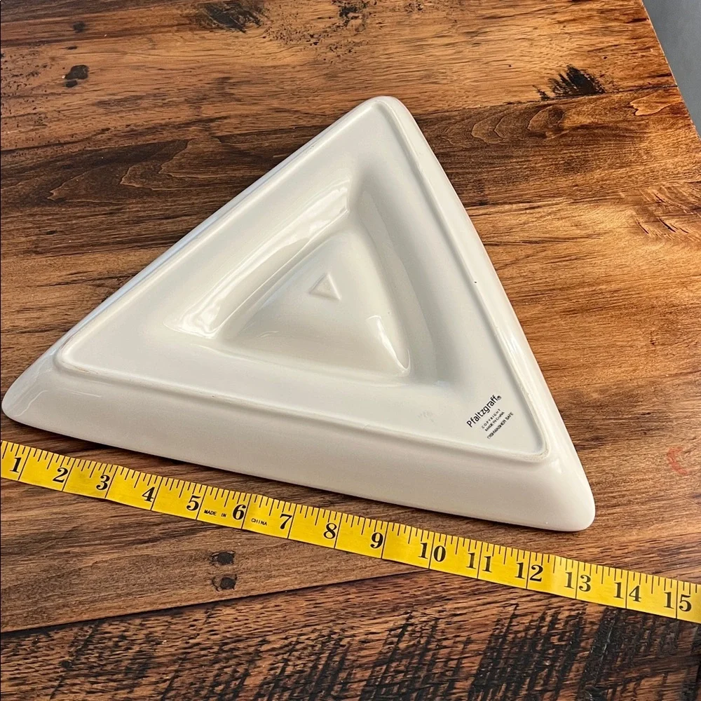 Pfaltzgraff Vintage Off White Porcelain Triangular Serving Dish
